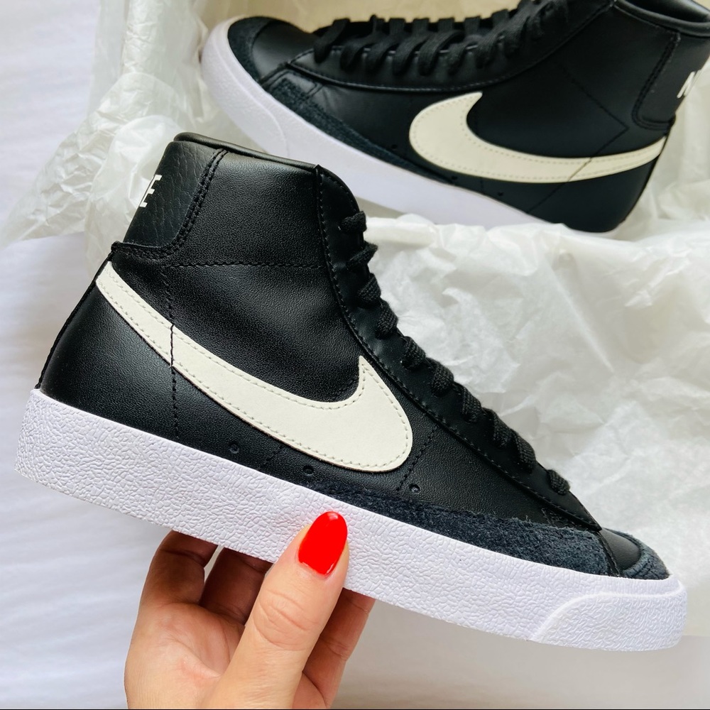 New Nike blazer mid 77 black sneakers